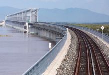 Du lịch Trung Quốc, chiêm ngưỡng vẻ đẹp của cầu sắt sông Tùng Hoa 